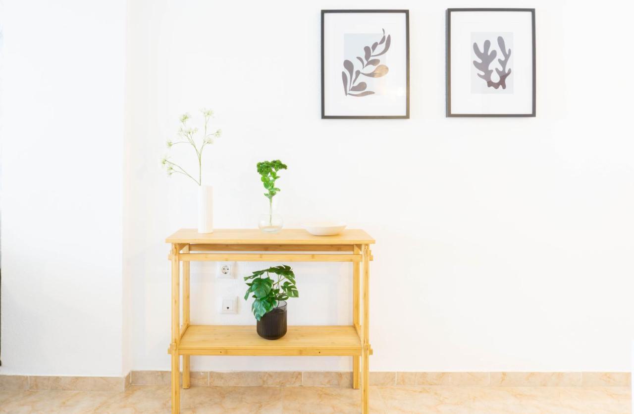 Carvajal Apartment Parking Malaga Benalmadena Exterior photo